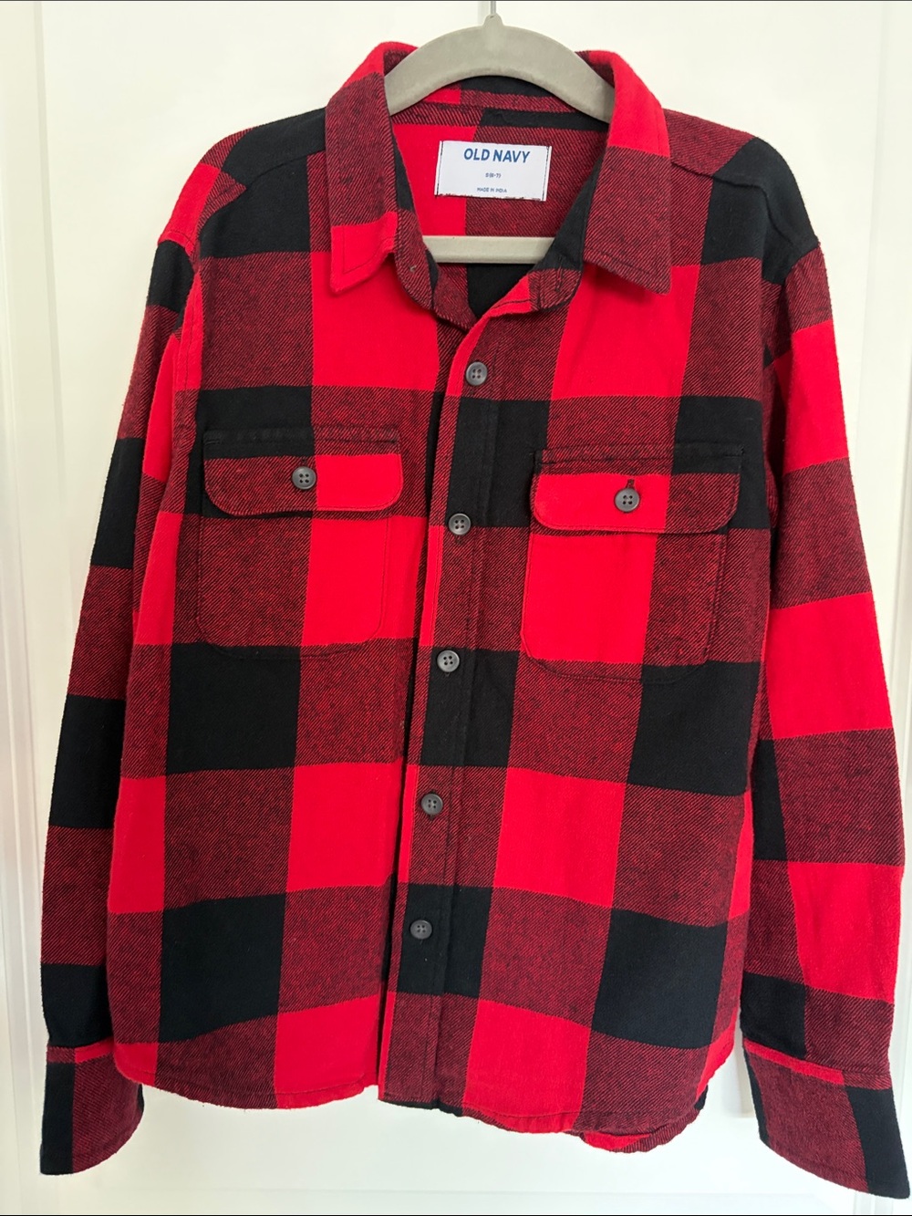 Boys Old Navy Flannel Plaid Button Down Size Small (6-7)